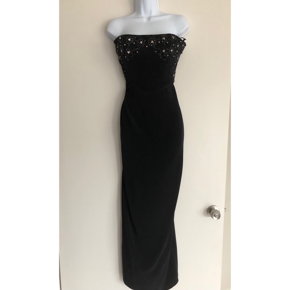 Stunning strapless black Jovani NY Maxi dress.